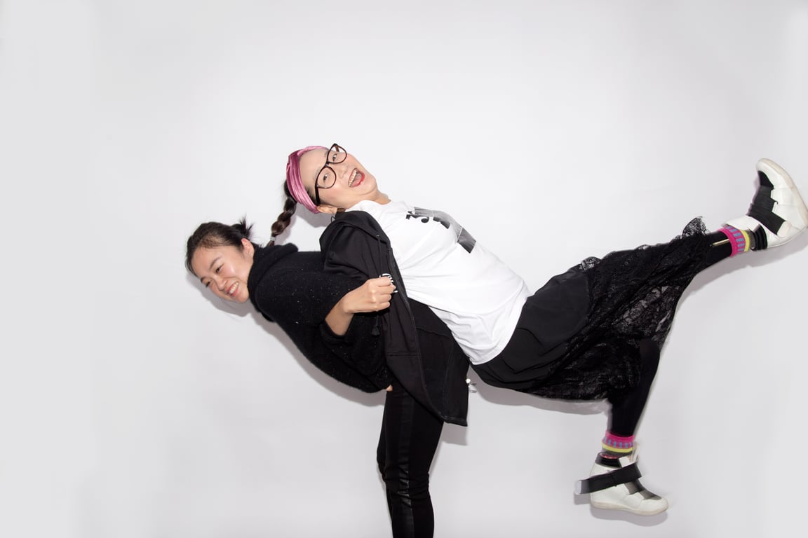 Feature image of Photo of the day: Joyce’s Bestie