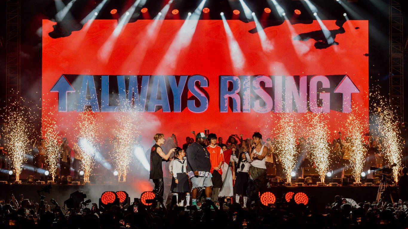 Feature image of Rich Brian, Masiwei Coming to NYC for 88rising’s Head in the Clouds Festival