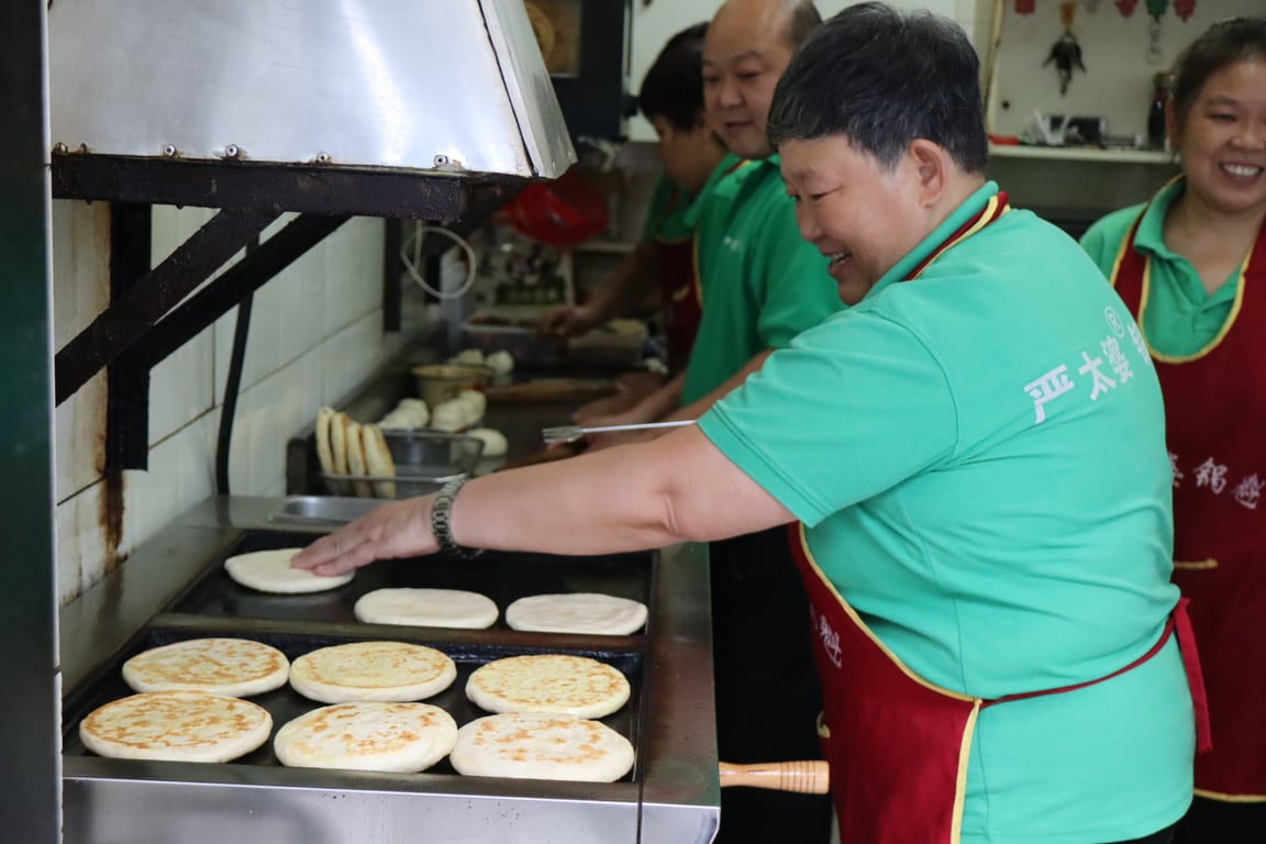 yan taipo guokui breads chengdu sichuan streetfood