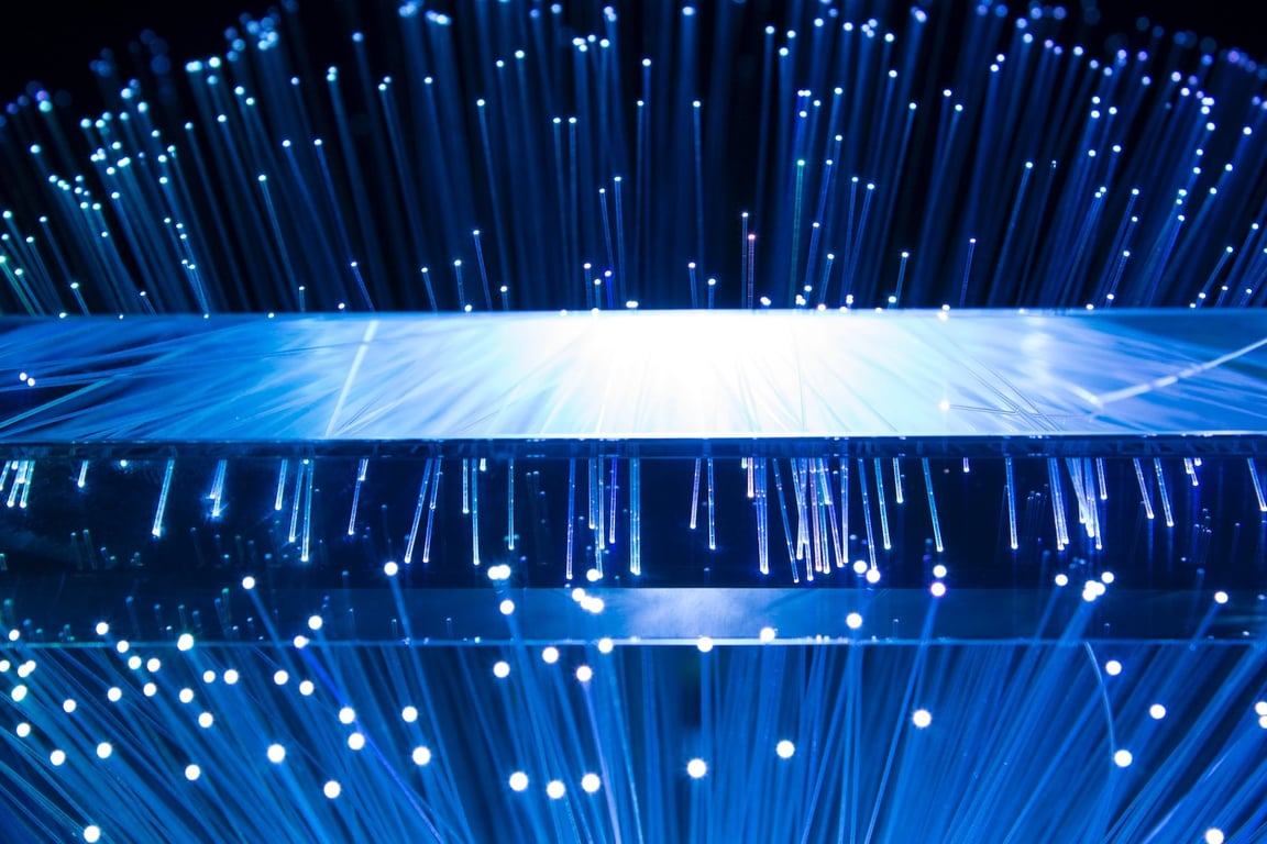 Feature image of China Just Dropped the World’s Fastest Internet, Downloads 150 Movies Per Second
