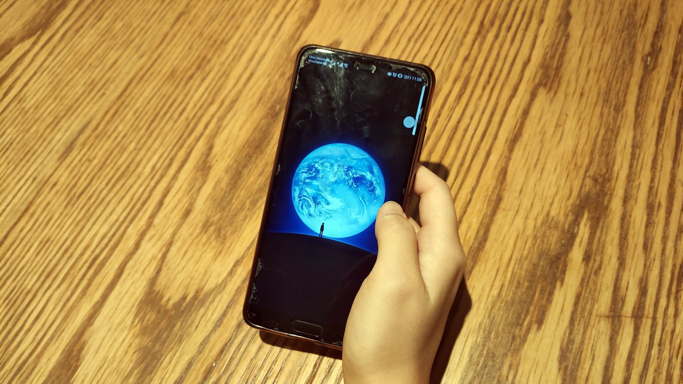 Feature image of WeChat Suspends User Registration Amid Ongoing Tech Crackdown