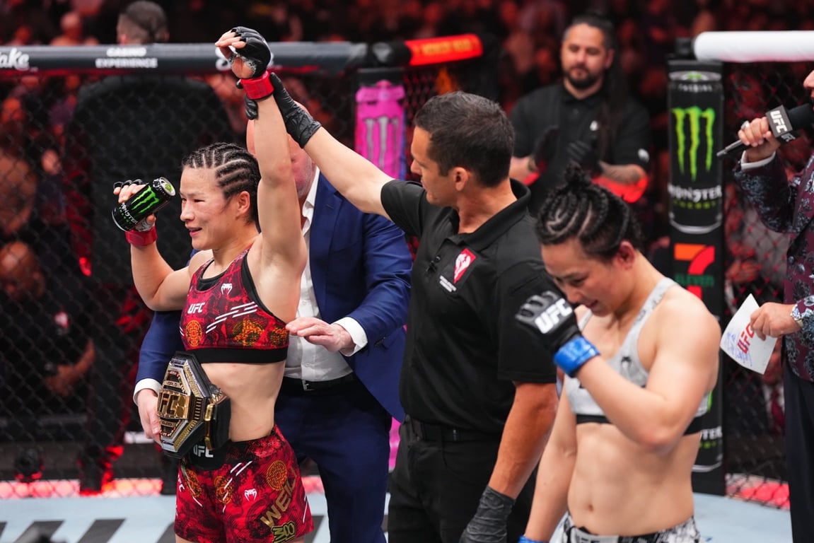Feature image of Zhang Weili Beats Yan Xiaonan at UFC 300 in Women’s Strawweight Title Fight