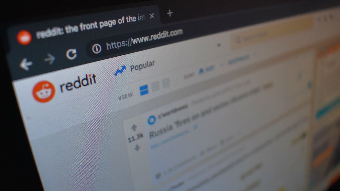 Feature image of Reddit Users Flood Site with Protest Messages After Reported Tencent Investment