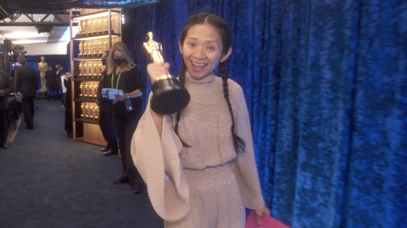 chloe zhao academy awards oscars 2021 best picture best director nomadland