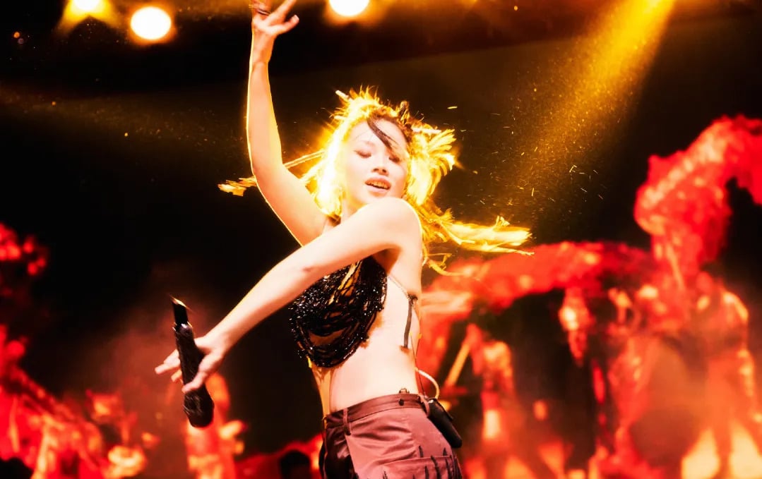 Feature image of Vinida Weng Brought Fuzhou Dialect Hip Hop and Amapiano to Central Park