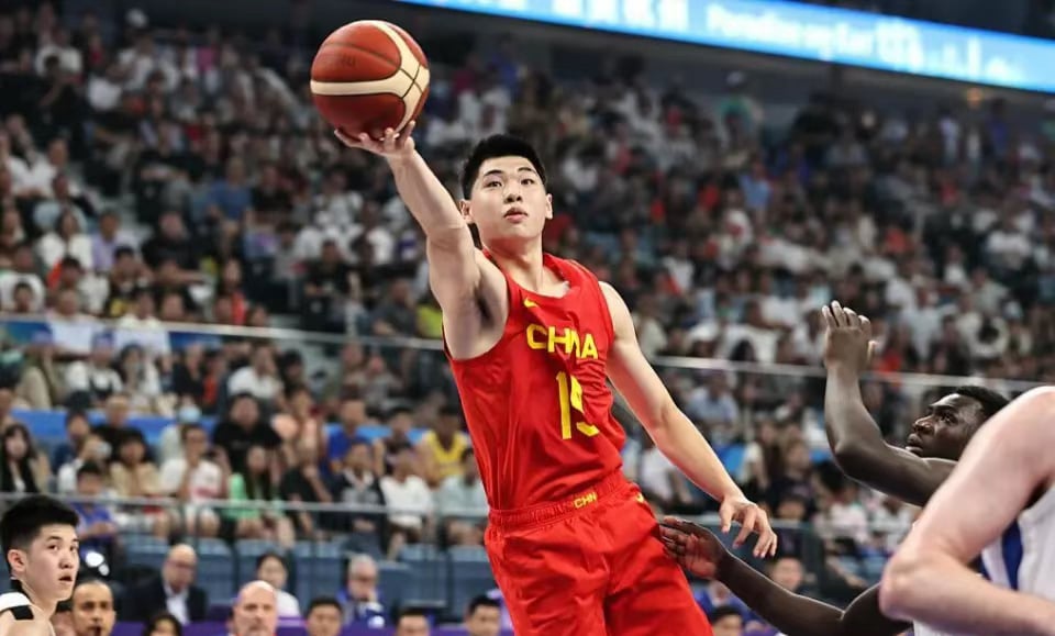 Feature image of Chinese Basketball Star Cui Yongxi Joins the Brooklyn Nets