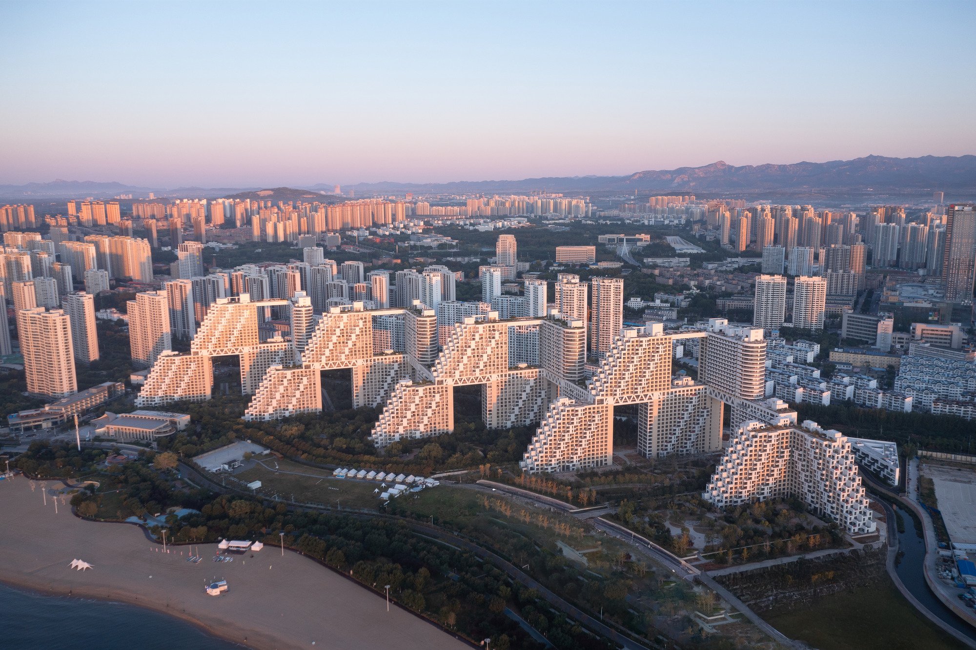 Feature image of Safdie Architects Unveils Striking Habitat Qinhuangdao Phase II
