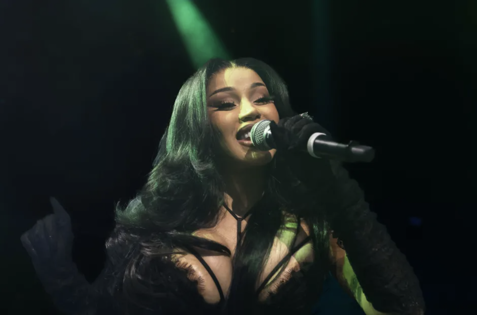 Feature image of Cardi B and Travis Scott Invited to Perform on Hainan Island