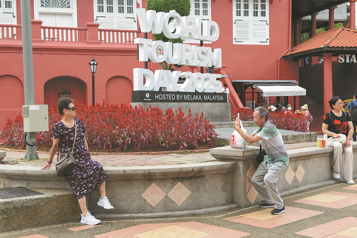 Feature image of Malaysia Dethrones Thailand as Chinese Tourists’ Paradise