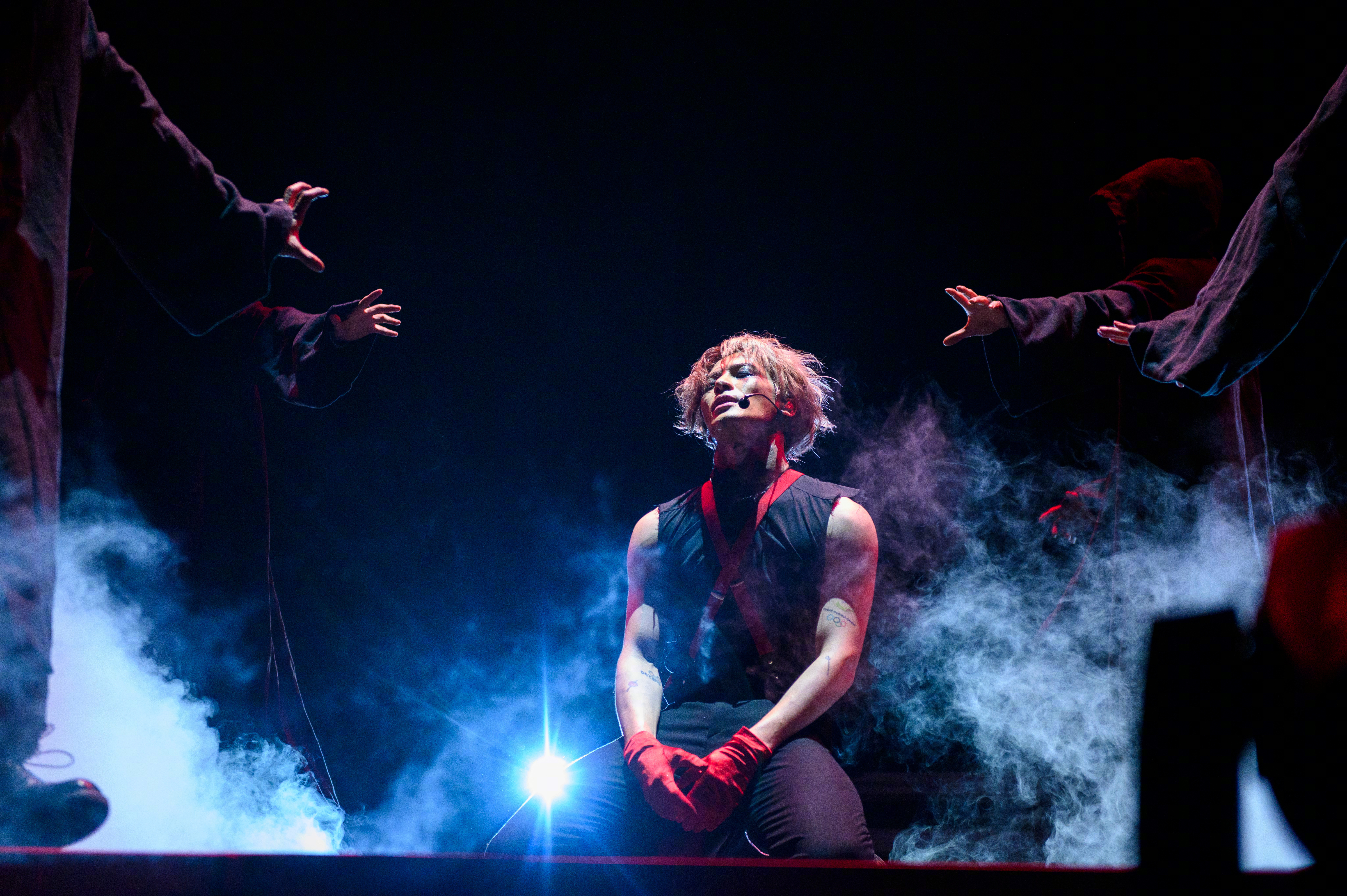 Feature image of Is Jackson Wang Embracing His Darker Side For His MAGIC MAN 2 Tour?