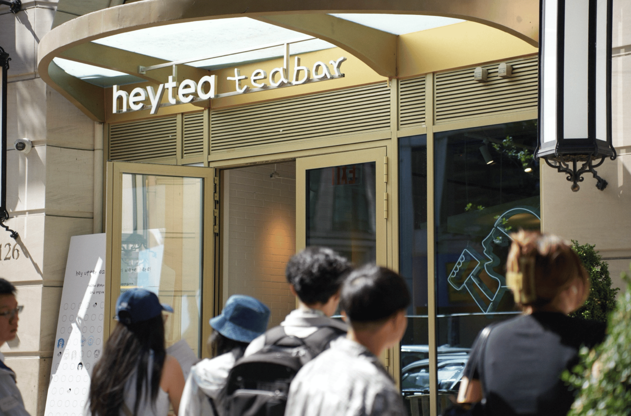 Feature image of RADII Steps Inside HEYTEA’s First Overseas Teabar, Now Open in NYC