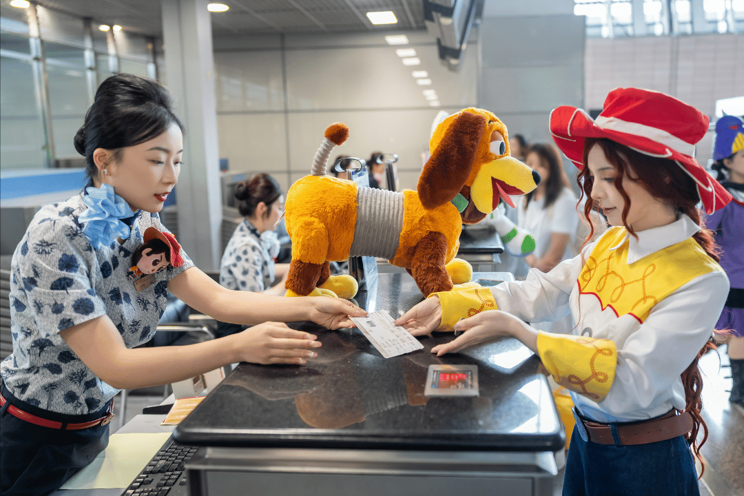 Feature image of How ‘Toy Story 5’ is “Woodying” China Again