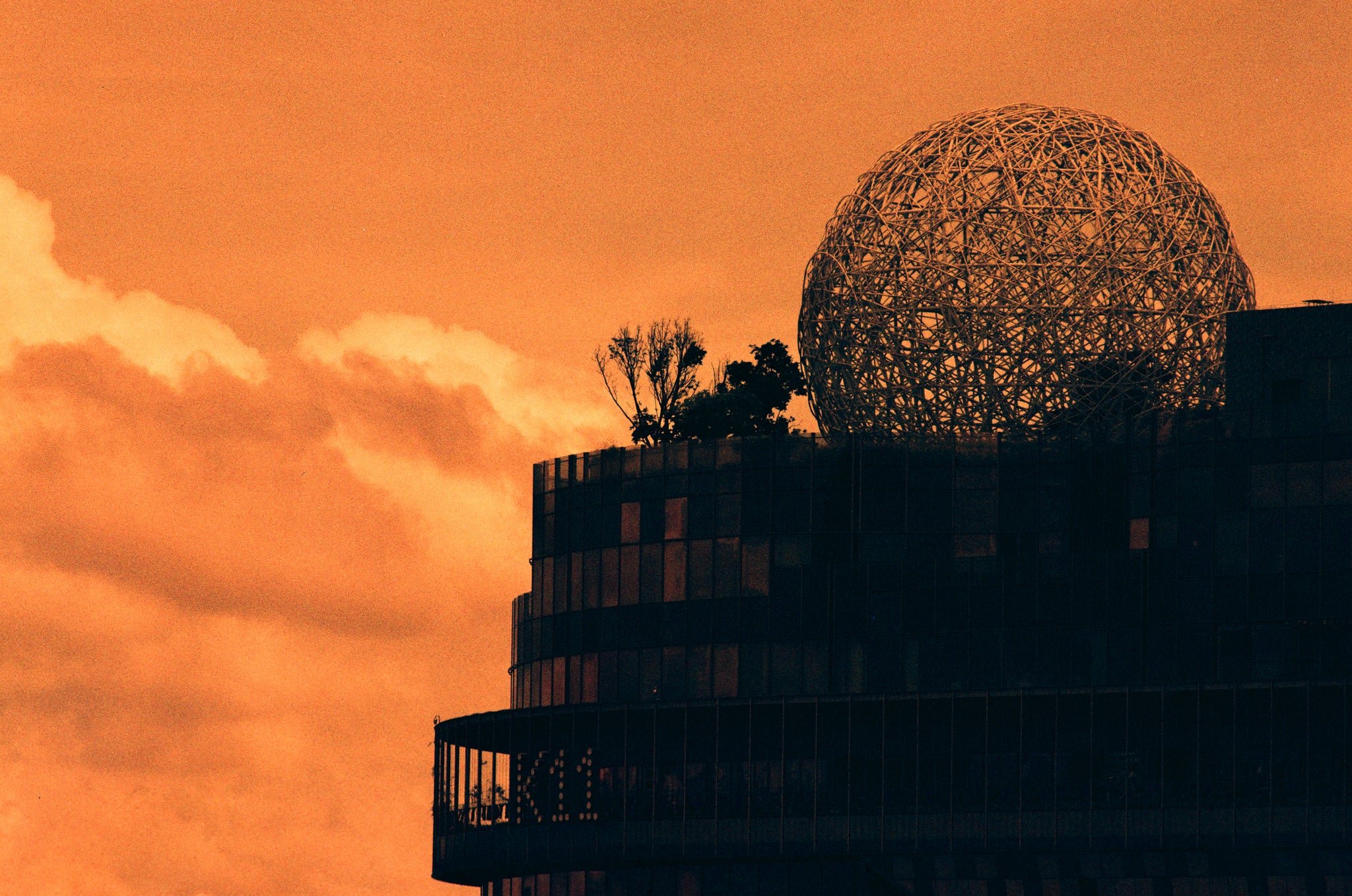 Feature image of Take Fiery Photos With This Chinese Brand’s Latest Experimental Film