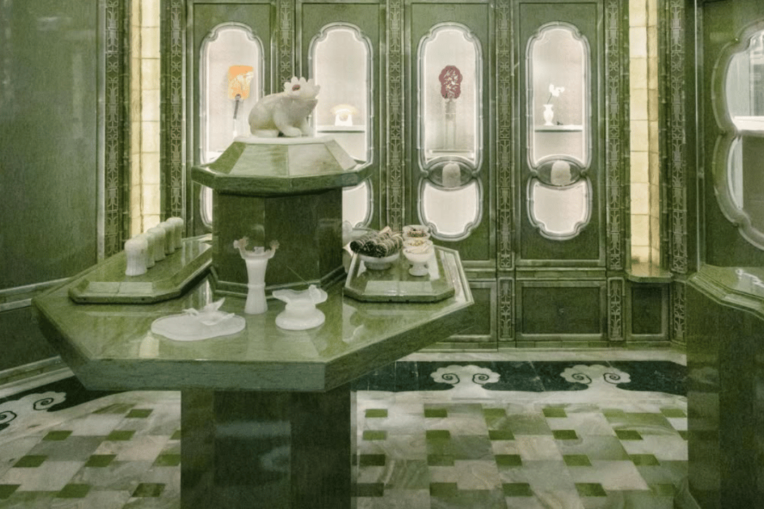 Feature image of China’s Perfume Brands Are Selling Stories, Not Just Scents