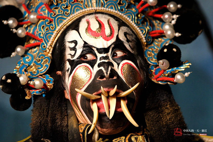 Feature image of We Summon The Spooky Side of Traditional Chinese Opera