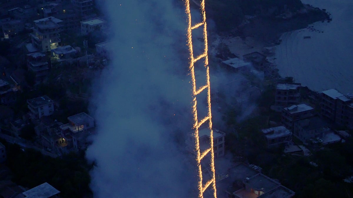 Cai GuoQiang's "Sky Ladder" To Receive 100City China Premiere Next W