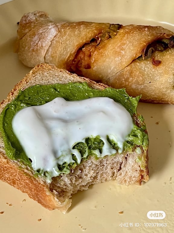 matcha sauce spread on toast