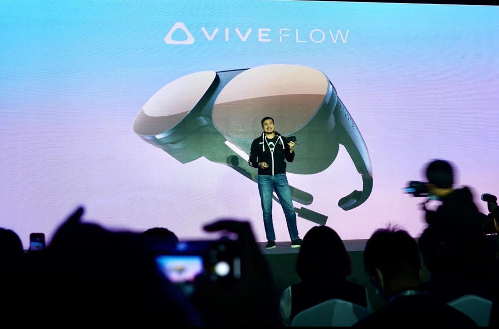 Graylin launching the Vive Flow in Beijing in October 2021. Image courtesy of Alvin Graylin