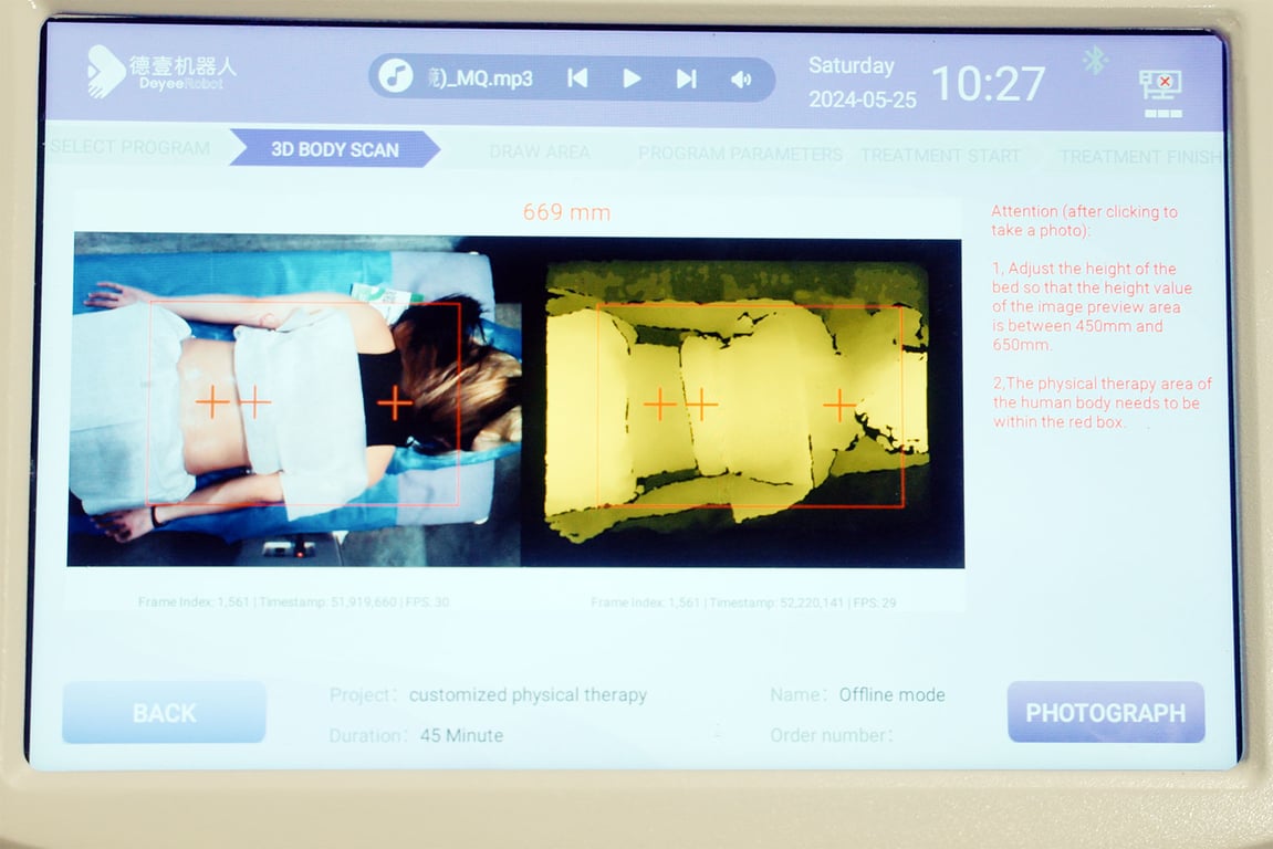 The user interface on the DeyeeMed Thermal King AI Physiotherapy Robot.