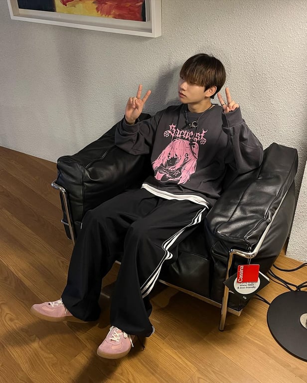 @hi._.hoon님의 스트릿 스타일 | 크리에이터 룩북은 온더룩