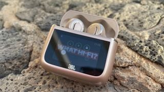 Căști intraauriculare cu anulare a zgomotului JBL Tour Pro 3