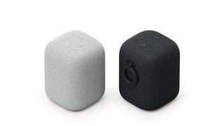 Sony LinkBuds Speakers pe un fundal alb