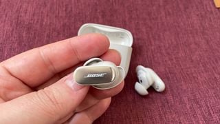 Căști intraauriculare: Bose QuietComfort Ultra Earbuds