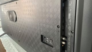 Televizor de 55 de inchi: Hisense 55E7K Pro