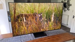 Televizor 4K: TCL 65C845K