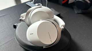 Beyerdynamic Aventho 300 alb