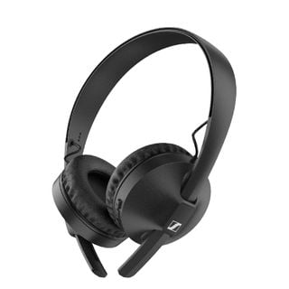 Căști over-ear Sennheiser HD 250BT pe un fundal alb
