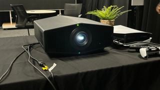 Sony Bravia 9 proiector hands-on