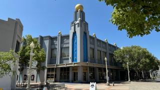 O fotografie a exteriorului The Culver Theater din LA