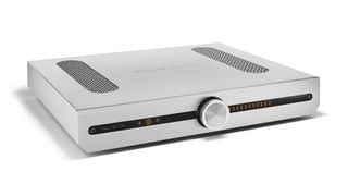 Roksan Atessa Streaming Amplifier în argintiu pe fundal alb