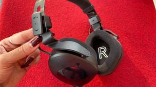 Căști cu fir: Røde NTH-100