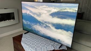 Televizor de 55 inch: Samsung UE55CU8000
