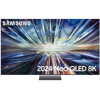 Televizorul Samsung QE75QN900D fotografiat pe un fundal alb