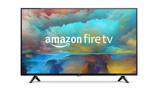 Televizorul Amazon Fire TV 4-Series de 43 de inchi pe un fundal alb