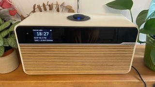 Radio pe internet: Ruark R2 Mk4