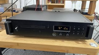 Player CD: TEAC VRDS-701 în cameră de test