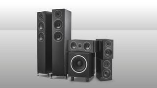 Pachet de boxe Wharfedale Diamond 12.3 grupat pe un fundal gri