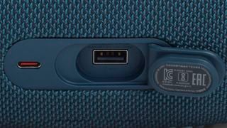 Caracteristici JBL Charge 5