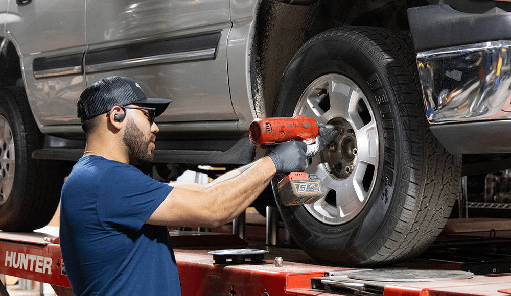 Mr. Wheel & Tires