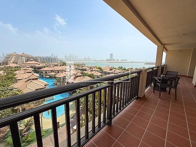 Luxury Apartment | Fully Furnished 2BR| Sea View