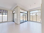 Single Row Villa | 3BR+Maid | Private Garden 