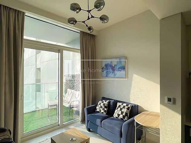 Fully Furnished | Pool and Park View | Ready