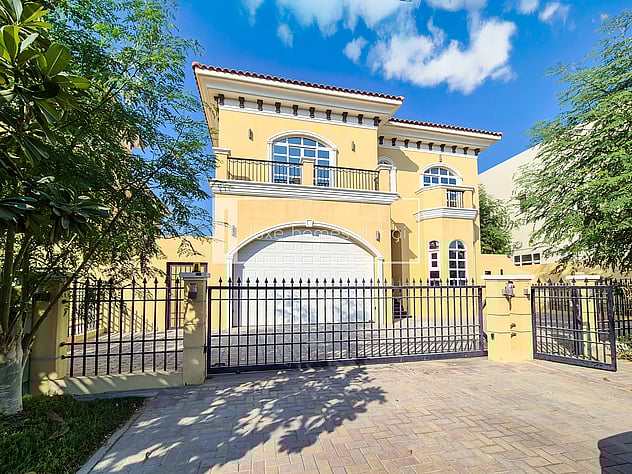 5BR Villa with Basement | Private Closed Garage