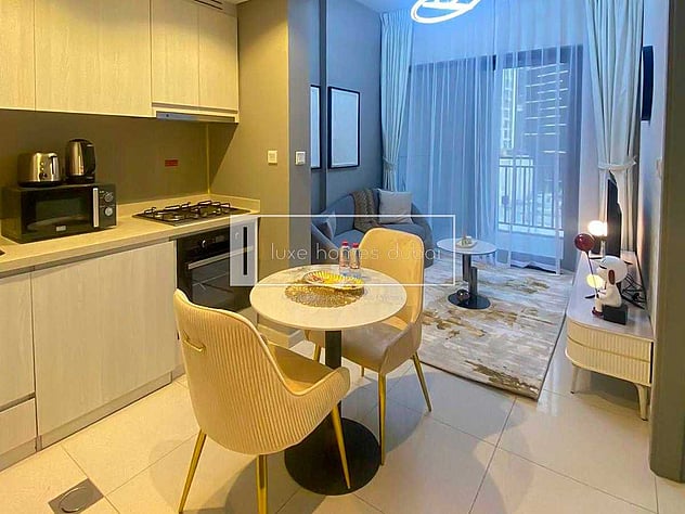 1-Bedroom | Furnished | City and Road View