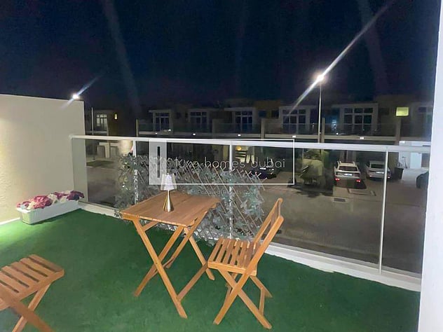 Fully Furnished | 3BR+Garden Townhouse | Ready