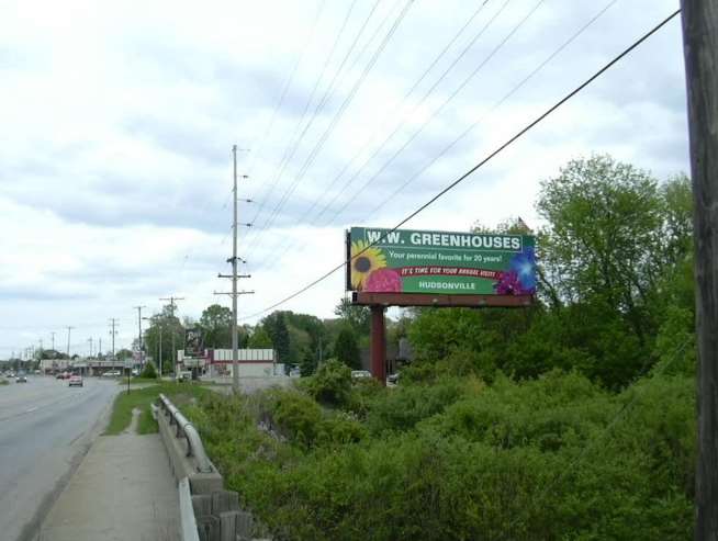 SR-21 100 ft E/O I-196 SS Media